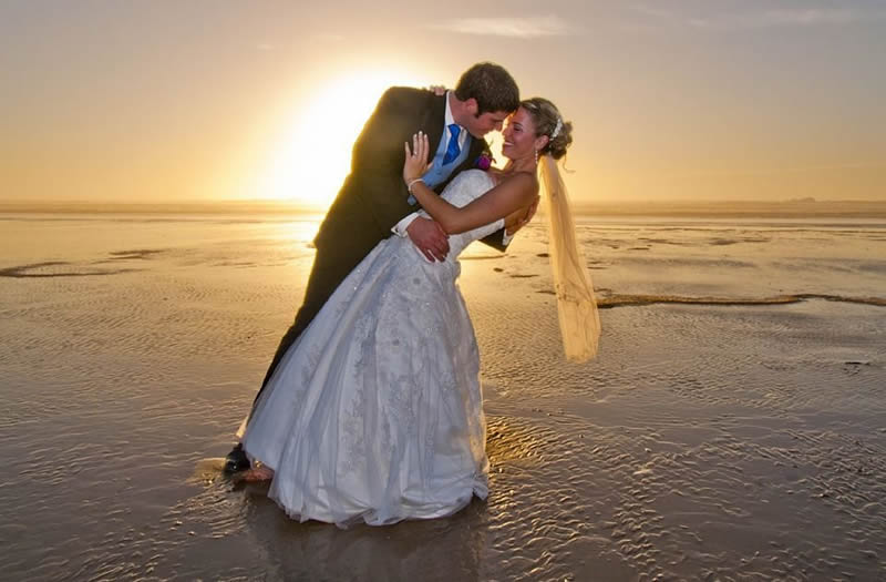 UN FOTOGRAFO DI MATRIMONI IN COSTIERA AMALFITANA PROFESSIONALE E CREATIVO