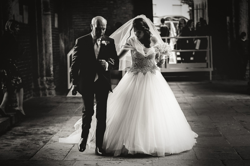 FOTO DI UN MATRIMONIO A MILANO TRA NATURA E STORIA