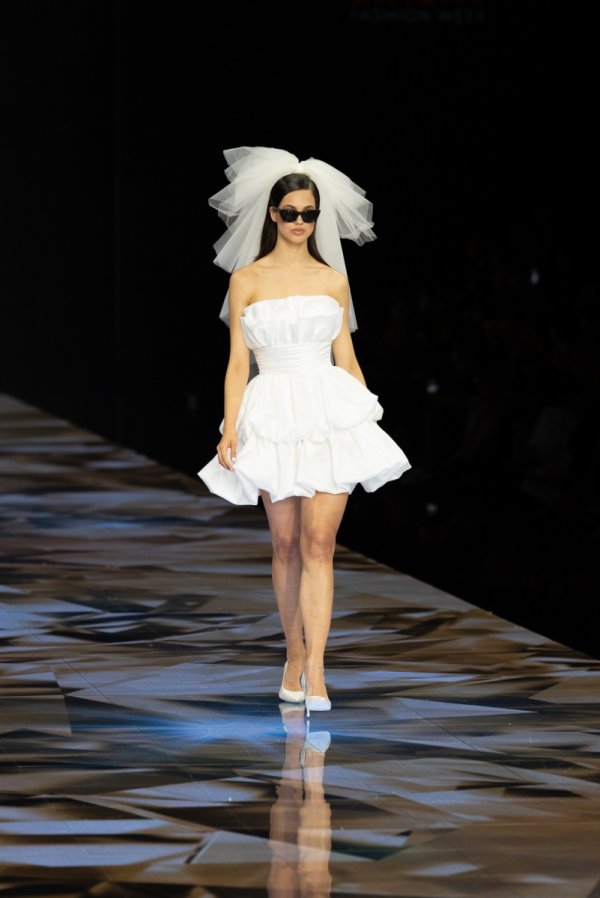 Barcelona Bridal Fashion Week - Nicole - Foto 2