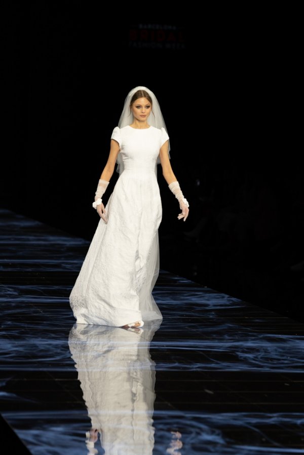 Barcelona Bridal Fashion Week - Poesie Sposa - Foto 2