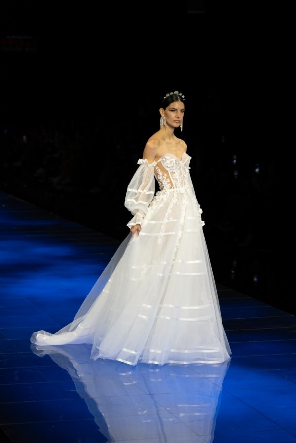 Barcelona Bridal Fashion Week - Agnieszka Światły - Foto 11