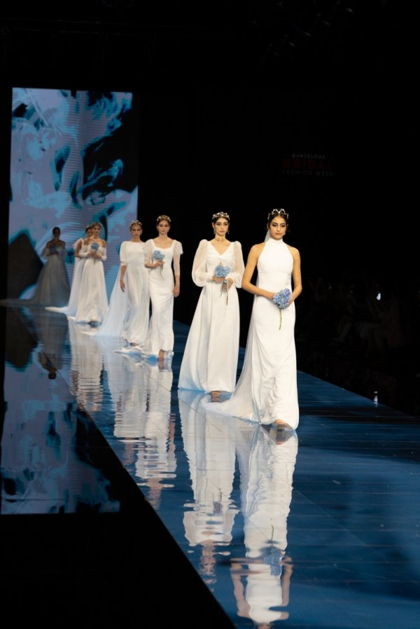Barcelona Bridal Fashion Week - Andrea Lalanza - Foto 10