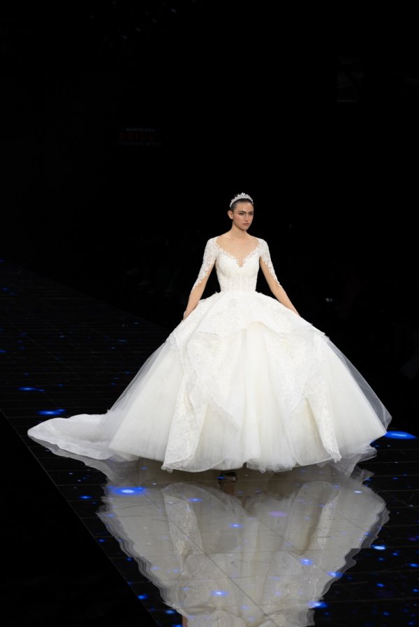 Barcelona Bridal Fashion Week - Julia Kontogruni - Foto 10