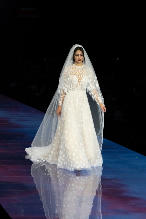 Barcelona Bridal Fashion Week - Demetrios - Foto 12