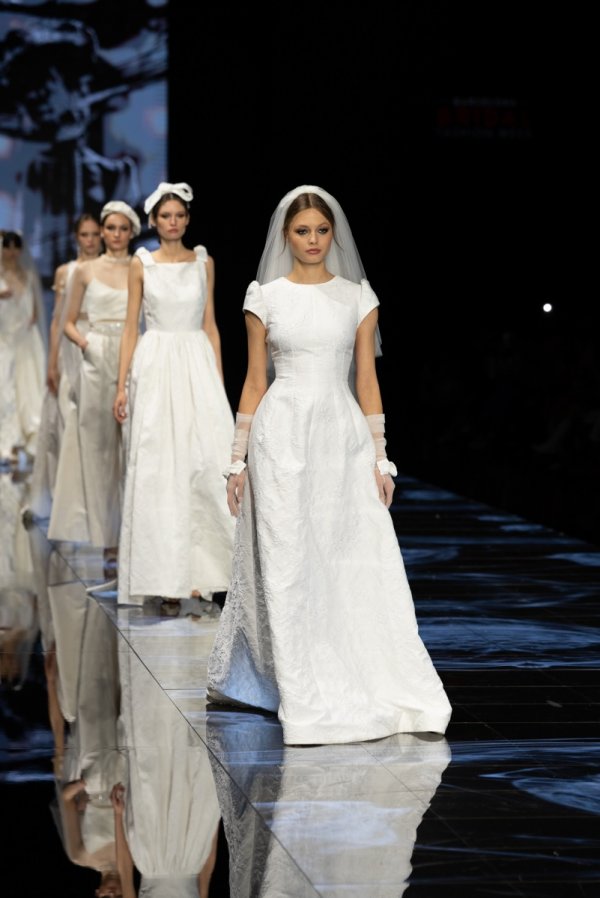 Barcelona Bridal Fashion Week - Poesie Sposa - Foto 12