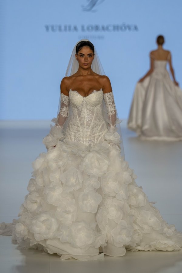 Barcellona Bridal Fashion Week Yuliia Lobachova - Foto 13