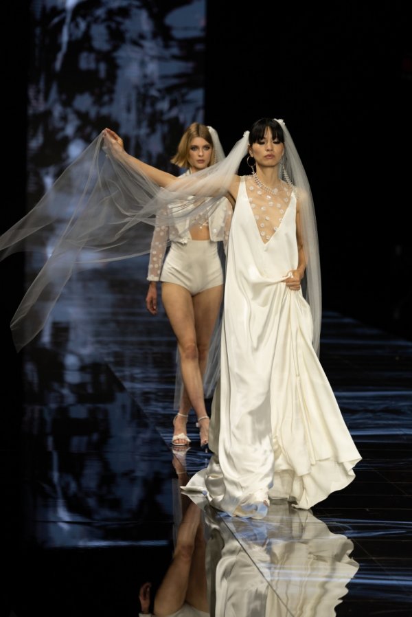 Barcelona Bridal Fashion Week - Poesie Sposa - Foto 14