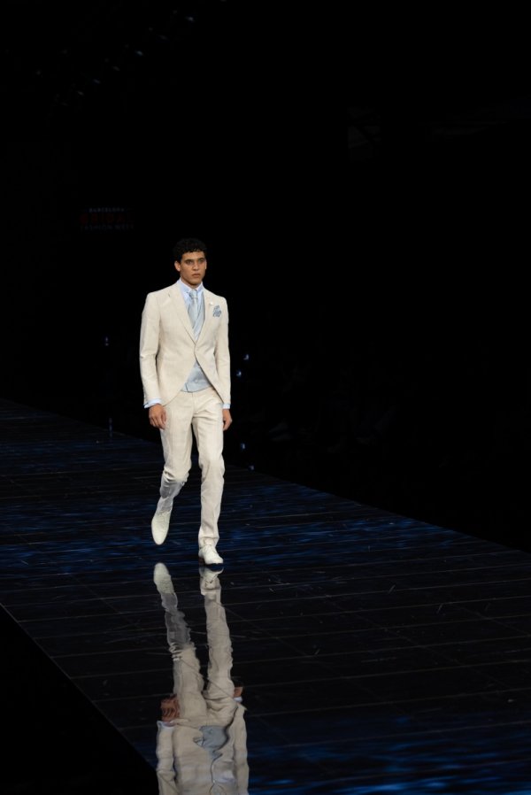 Barcelona Bridal Fashion Week - Ramón Sanjurjo - Foto 15