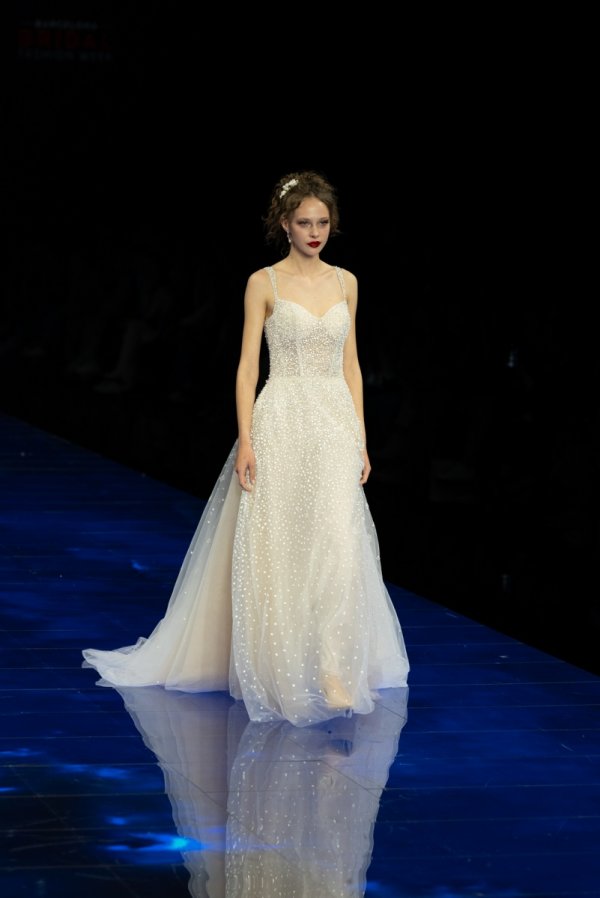 Barcelona Bridal Fashion Week - Demetrios - Foto 25