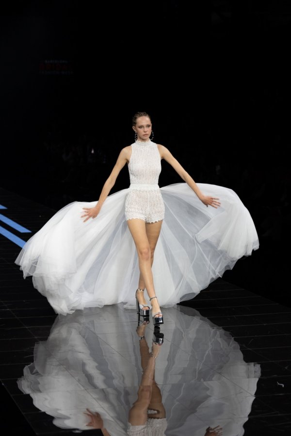 Barcelona Bridal Fashion Week - Rosa Clará - Foto 25