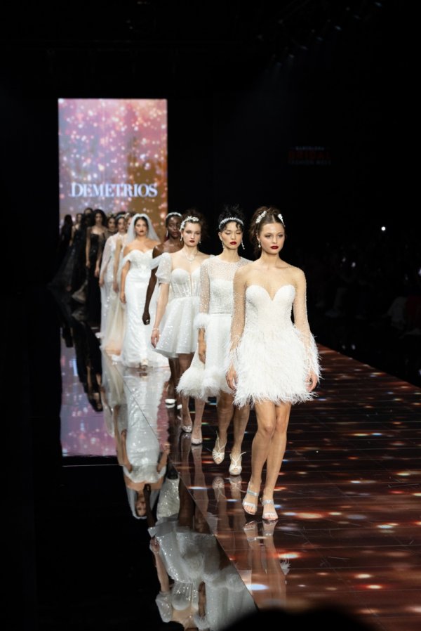 Barcelona Bridal Fashion Week - Demetrios - Foto 34