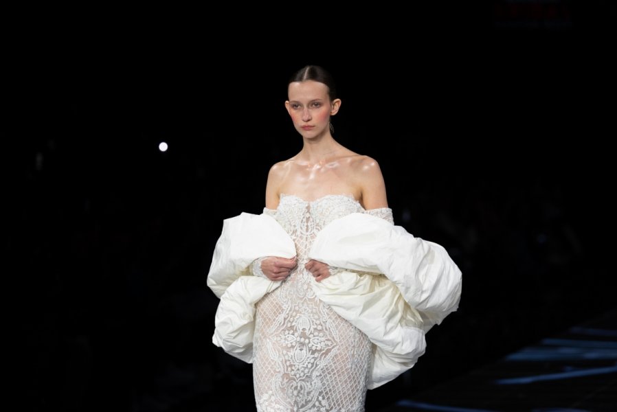 Barcelona Bridal Fashion Week - Yolancris - Foto 31