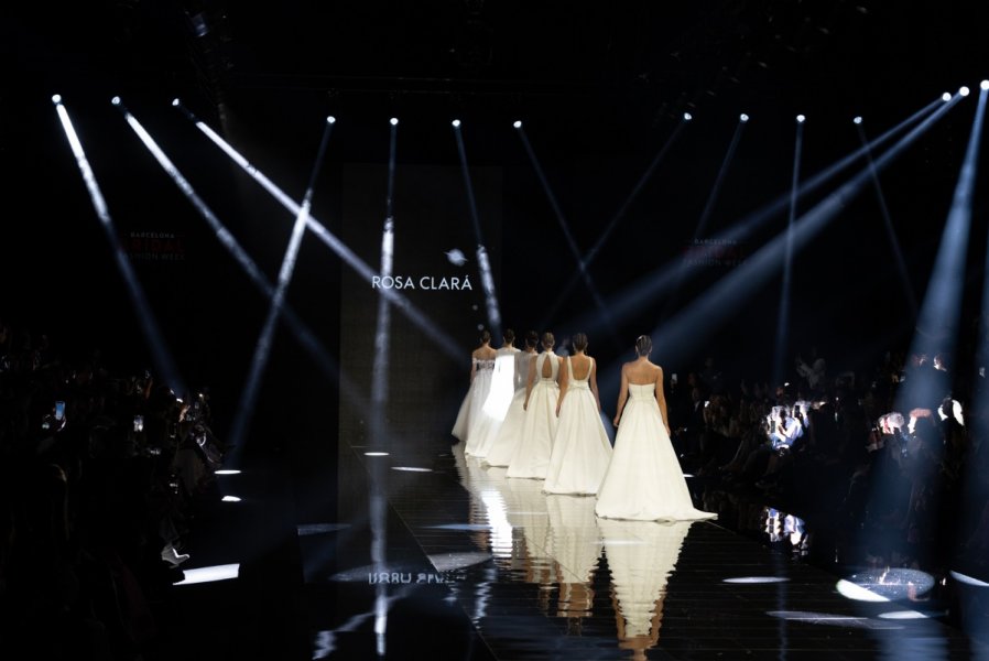 Barcelona Bridal Fashion Week - Rosa Clará - Foto 36