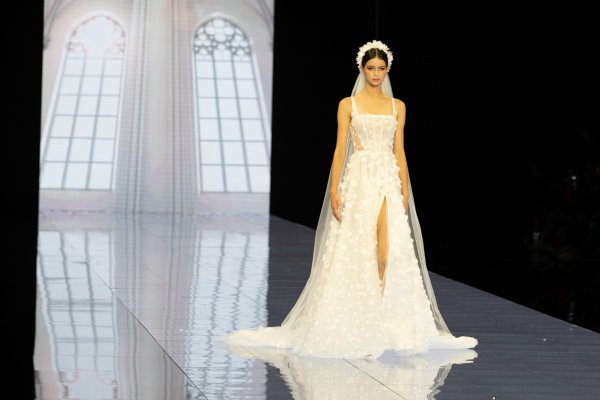 Barcelona Bridal Fashion Week - Eva Lendel