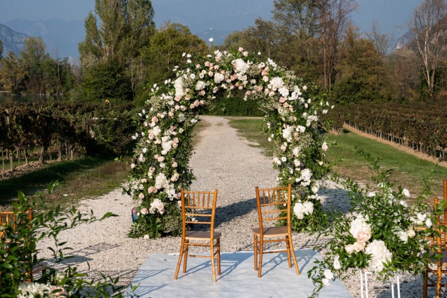 Foto Matrimonio Valentina e Alberto - Cantine Bersi Serlini (Franciacorta) (12)