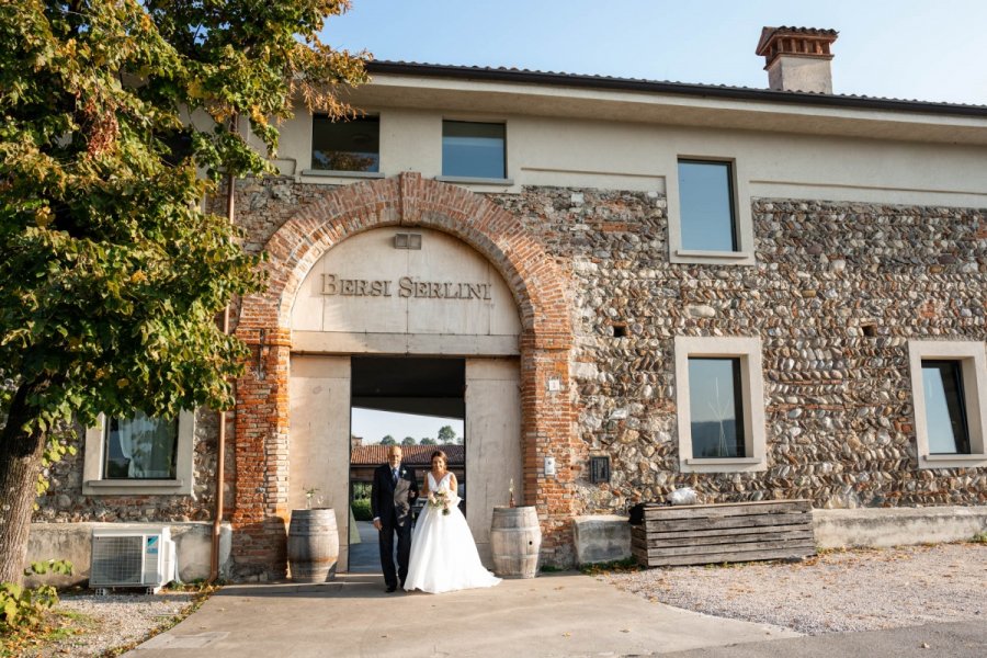 Foto Matrimonio Valentina e Alberto - Cantine Bersi Serlini (Franciacorta) (16)