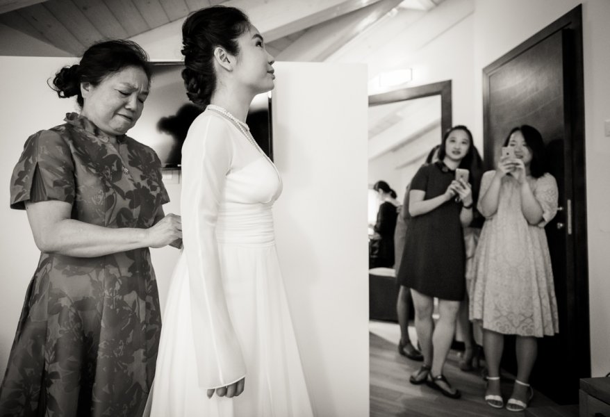 Foto Matrimonio Chiali e Matteo - Antico Borgo Della Madonnina (Lago di Lecco) (17)