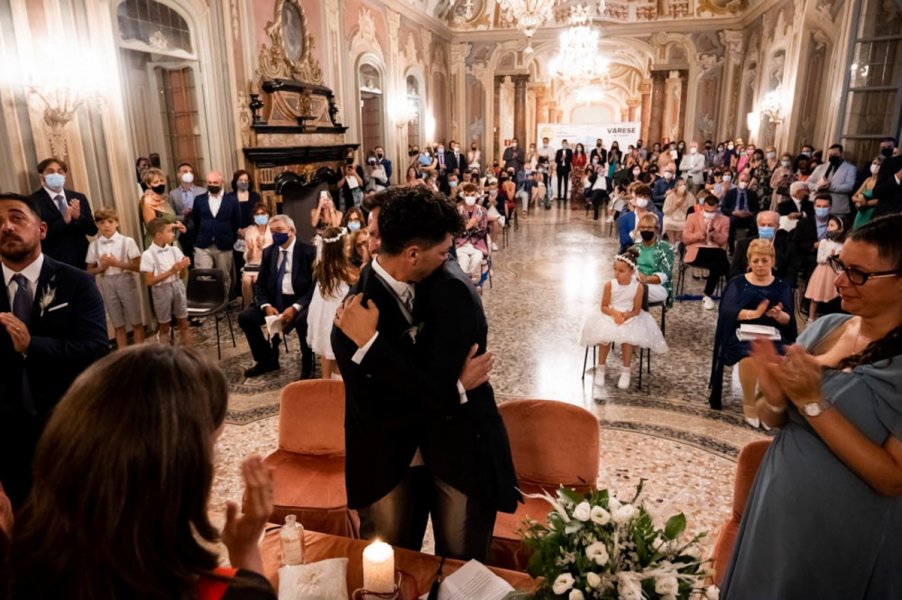 Foto Matrimonio Pier e Mattia - Villa Montalbano (Varese) (18)