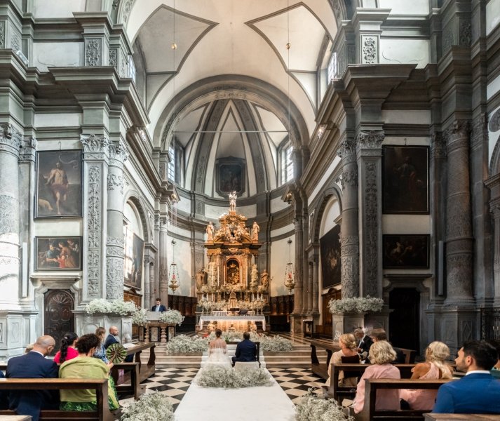 Foto Matrimonio Giulia e Alessio - Cantine Ca' Del Bosco (Franciacorta) (22)