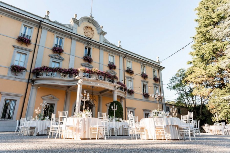 Foto Matrimonio Luna e Arkadius - Villa Acquaroli (Bergamo) (30)