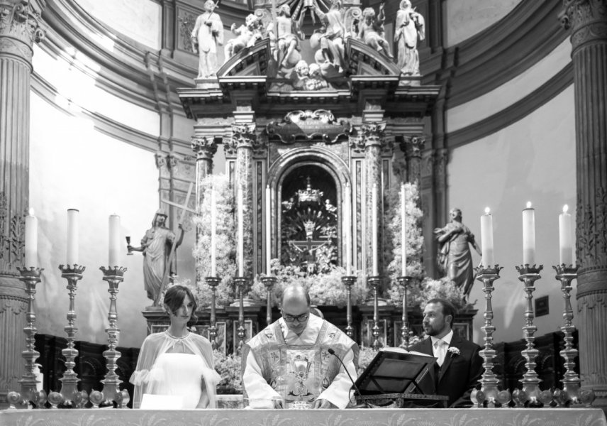 Foto Matrimonio Giulia e Alessio - Cantine Ca' Del Bosco (Franciacorta) (31)