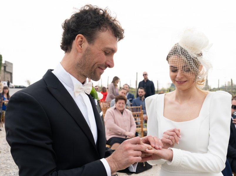 Foto Matrimonio Monica e Mauro - Cantine Bersi Serlini (Franciacorta) (32)