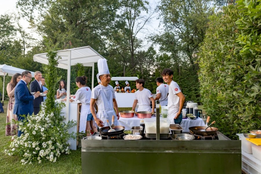 Foto Matrimonio Beatrice e Amaury - Ristorante Da Vittorio (Bergamo) (42)