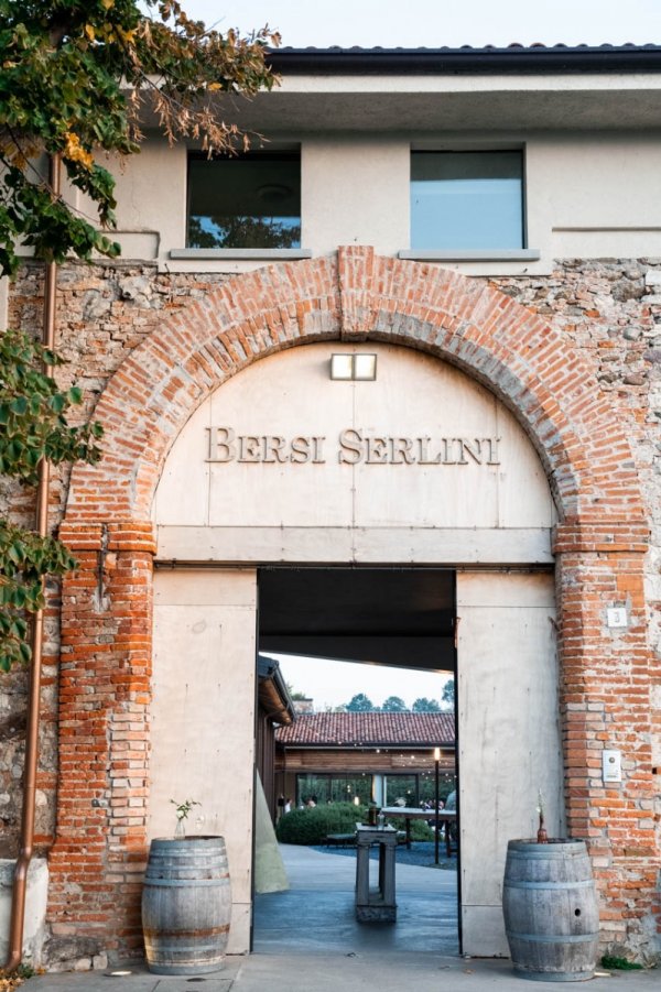 Foto Matrimonio Valentina e Alberto - Cantine Bersi Serlini (Franciacorta) (47)