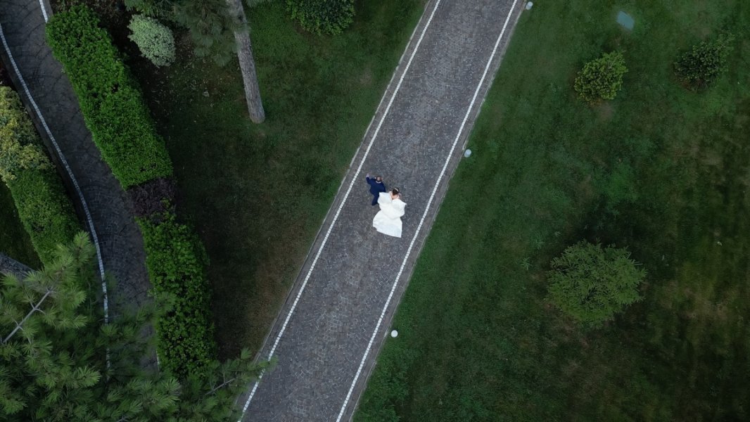 Foto Matrimonio Beatrice e Amaury - Ristorante Da Vittorio (Bergamo) (48)