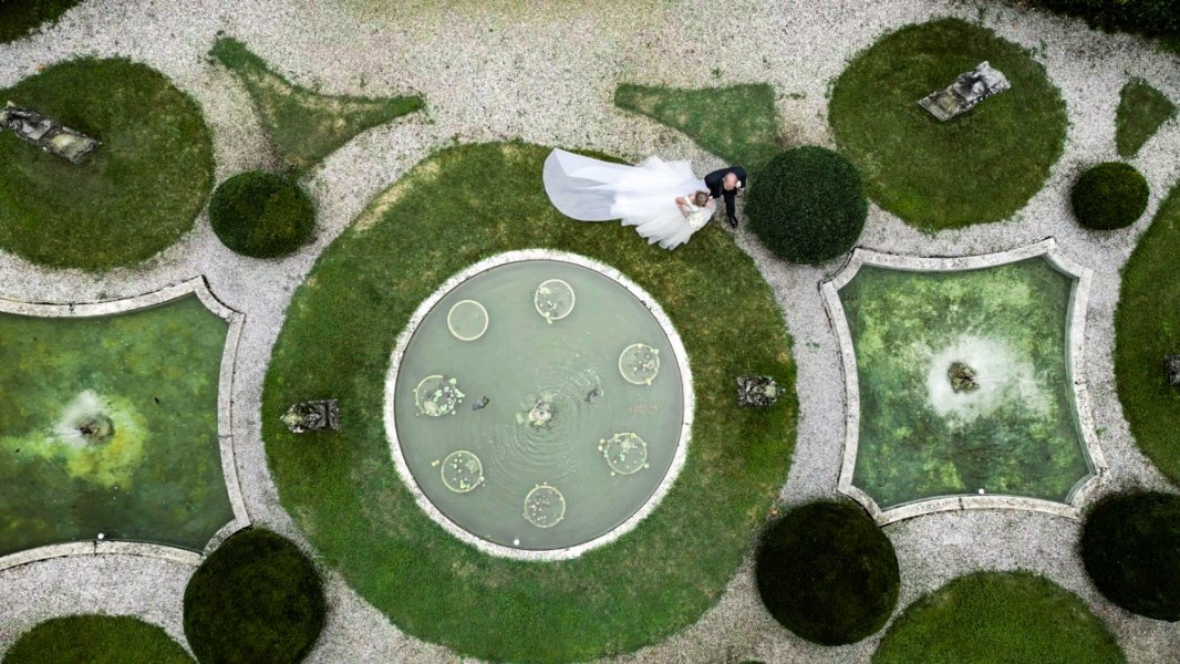 Foto Matrimonio Laura e Lorenzo - Villa Sommi Picenardi (Lago di Lecco) (48)