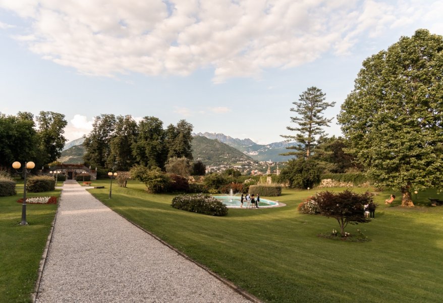 Foto Matrimonio Chiali e Matteo - Antico Borgo Della Madonnina (Lecco) (99)