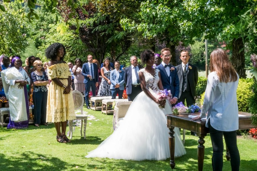 Foto Matrimonio Temko e Stefano - Tenuta La Laguna (Bergamo) (17)