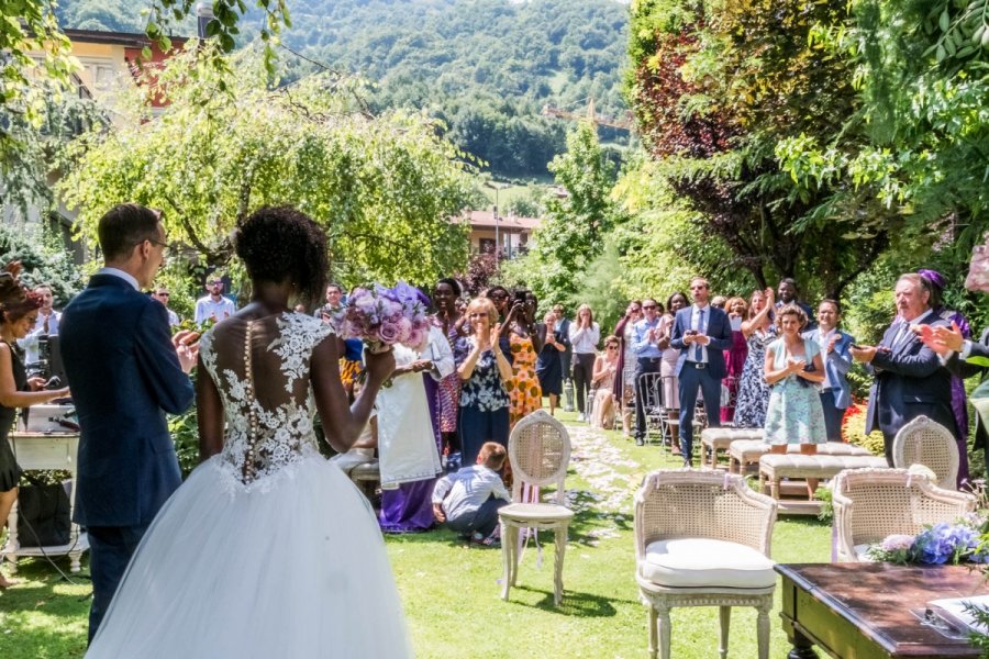 Foto Matrimonio Temko e Stefano - Tenuta La Laguna (Bergamo) (22)