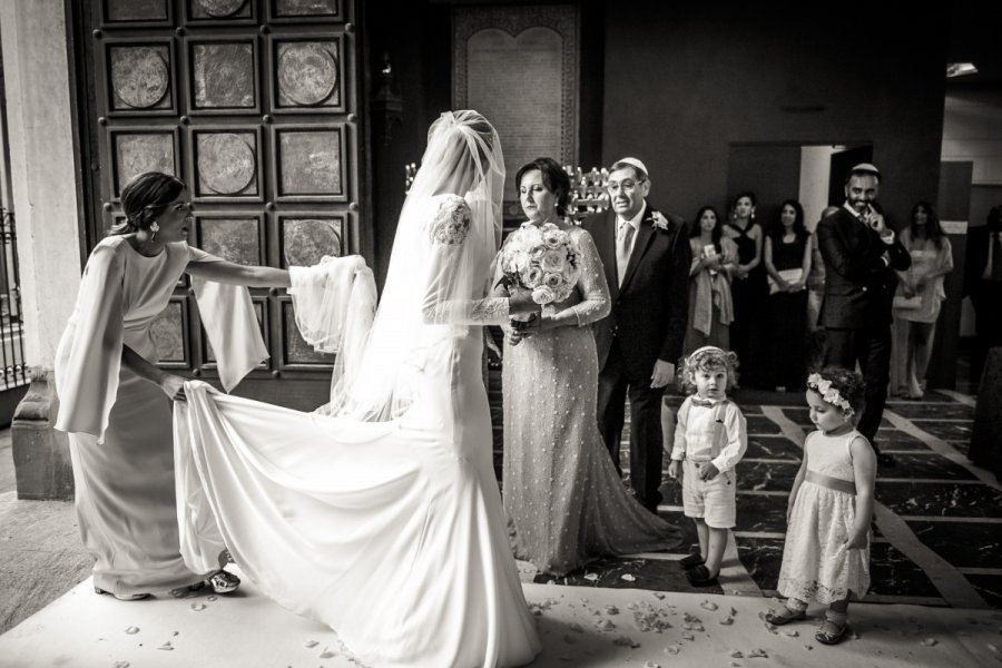 Foto Matrimonio Raquel e Michael - Chiostri Di San Barnaba (Milano) (31)