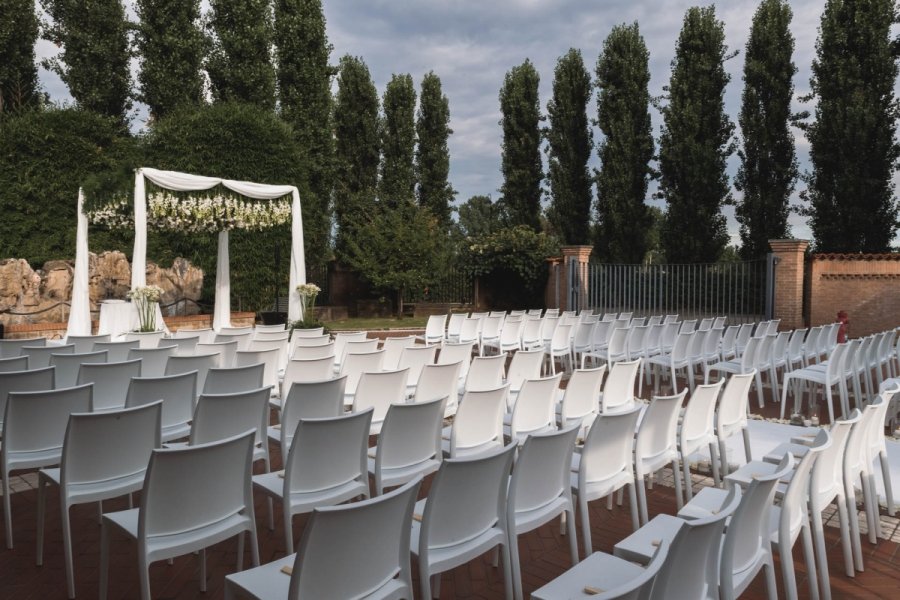 Foto Matrimonio Joy e Joelle - Cascina San Carlo (Bergamo) (27)