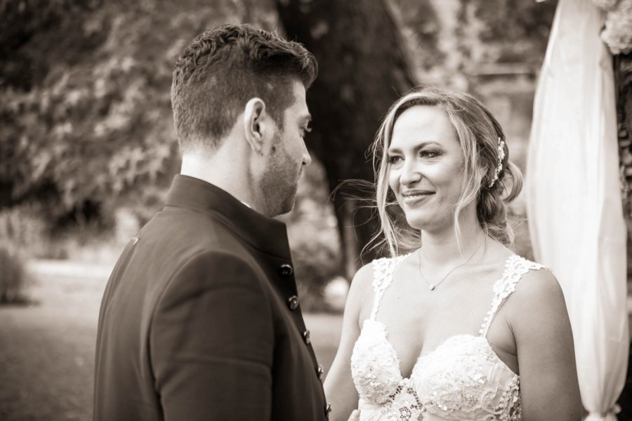 Foto Matrimonio Janne e Ivan - Location Esclusiva (Italia ed Europa) (49)