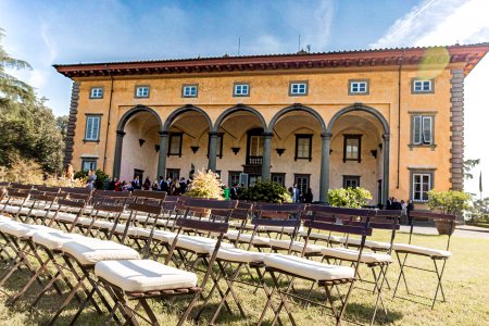 Album fotografici dei matrimoni svolti nella location Villa Oliva Lucca