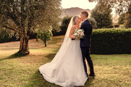 Album fotografici dei matrimoni svolti nella location Villa Luciana