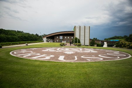 Album fotografici dei matrimoni svolti nella location Cantine Ca' Del Bosco