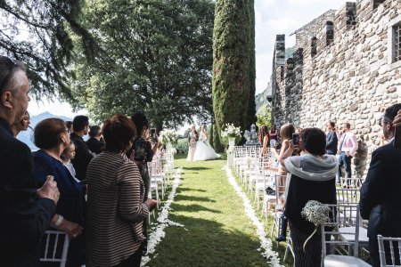Album fotografici dei matrimoni svolti nella location Castello Di Rossino
